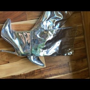 Size 10 boots worn once